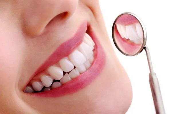 dịch vụ răng sứ thẩm mỹ